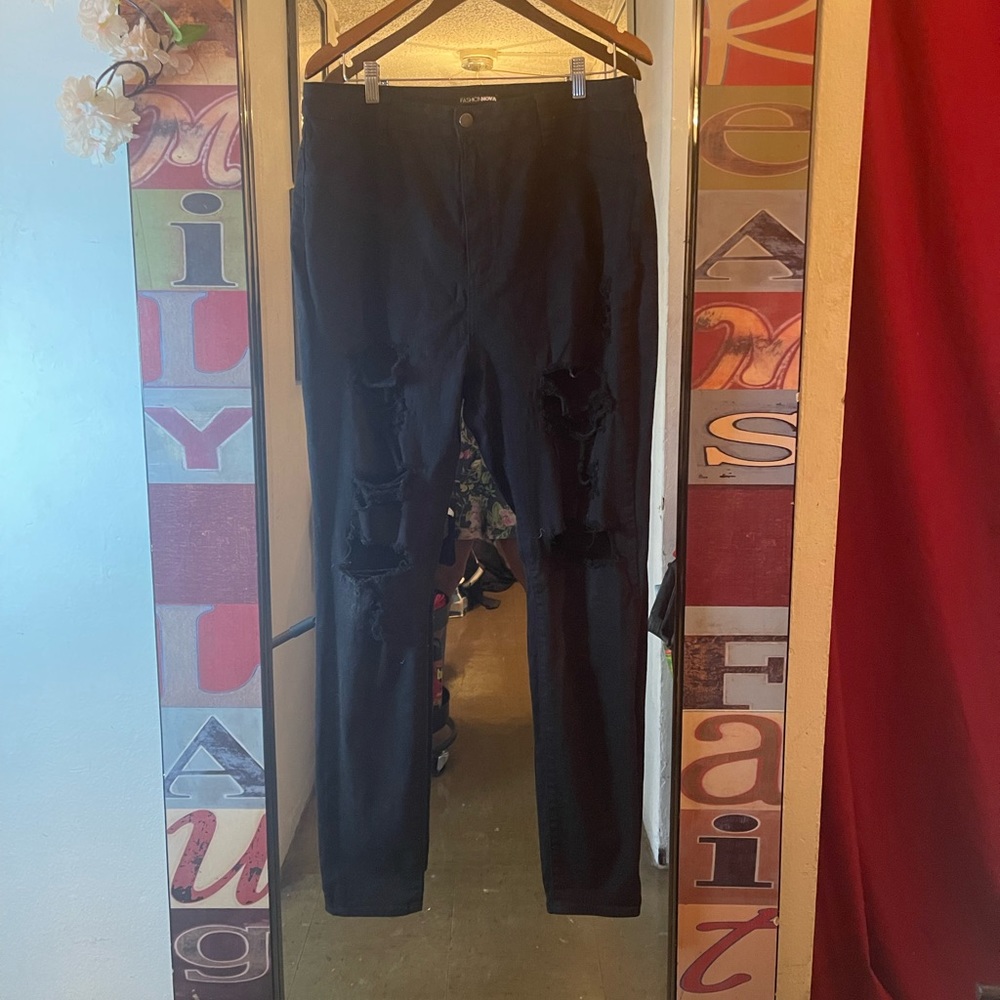 Fashion Nova Jean Size 2X gently used